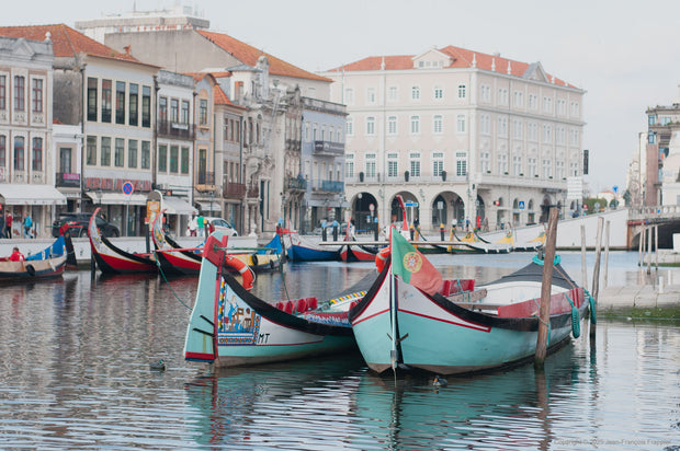 Portugal - Photographie encadrée avec cadre noir 61,0 cm X 91,4 cm (24" X 36")