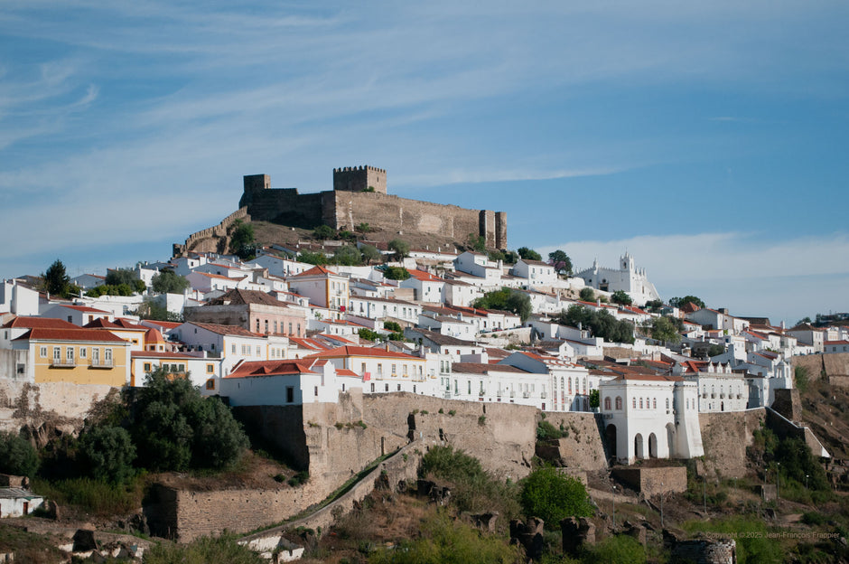 Portugal - Photographie encadrée avec cadre noir 40,6 cm X 61,0 cm (16" X 24")